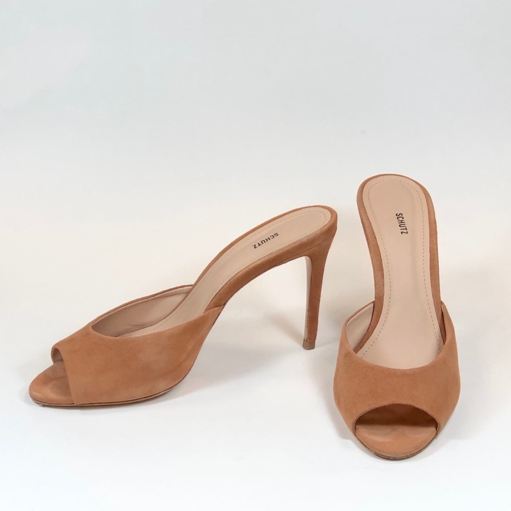 Schutz Lizzy pumps in Toasted Nut